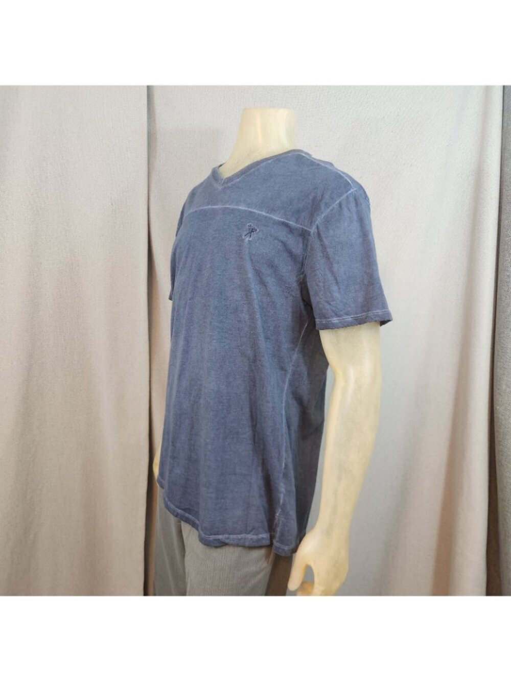 Marc Ecko Cut & Sew Stone Wash Blue Short Slv V Neck T Shirt Top LARGE - Picture 5 of 6